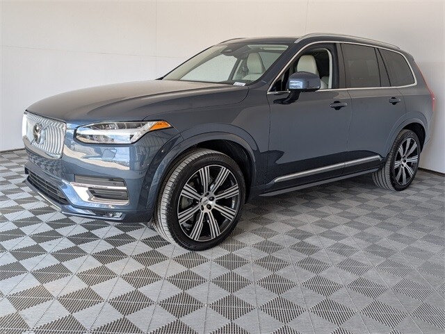2024 Volvo XC90 B5 Plus photo 4