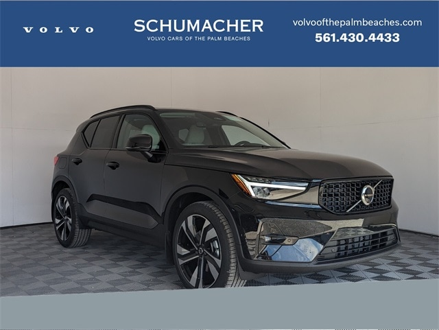2026 Volvo XC40 Plus's photo