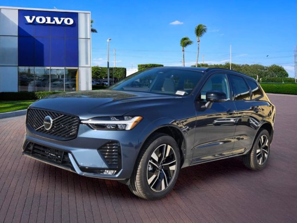 New 2026 Volvo XC60 B5 Core SUV