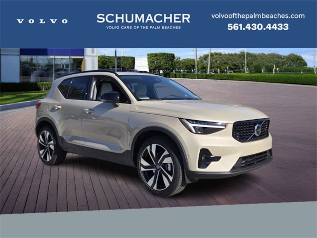 New 2026 Volvo XC40 B5 Ultra SUV