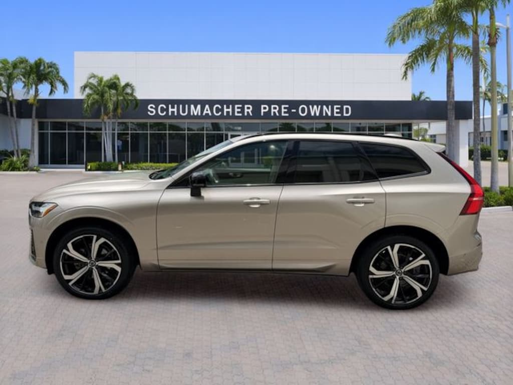 Certified 2024 Volvo XC60 B5 Ultimate Dark Theme SUV