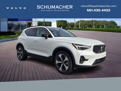 2026 Volvo XC40 B5 Plus AWD SUV
