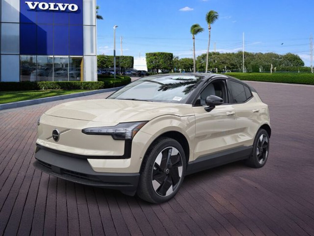 New 2026 Volvo EX30 Twin Motor Ultra SUV