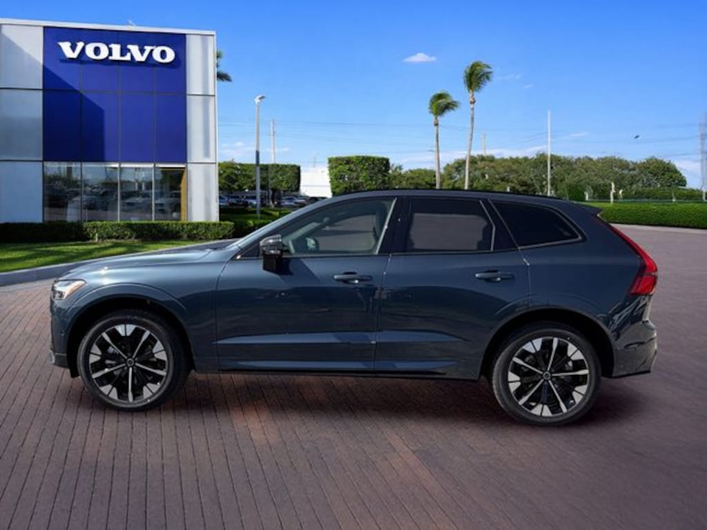 New 2026 Volvo XC60 B5 Plus SUV
