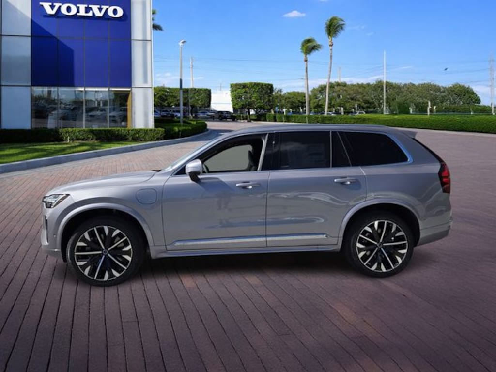 New 2026 Volvo XC90 plug-in hybrid T8 Plus 7-Seater SUV