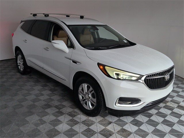 2018 Buick Enclave Essence photo 2