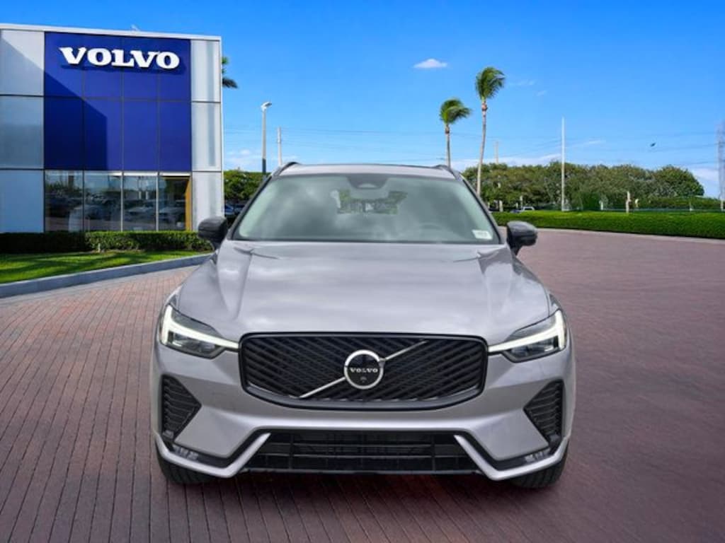New 2026 Volvo XC60 B5 Plus SUV