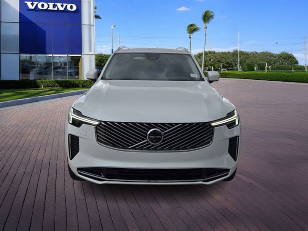 New 2026 Volvo XC90 B6 Plus 7-Seater SUV