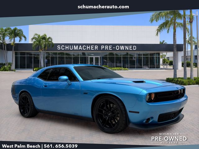 2015 Dodge Challenger Scat Pack's photo