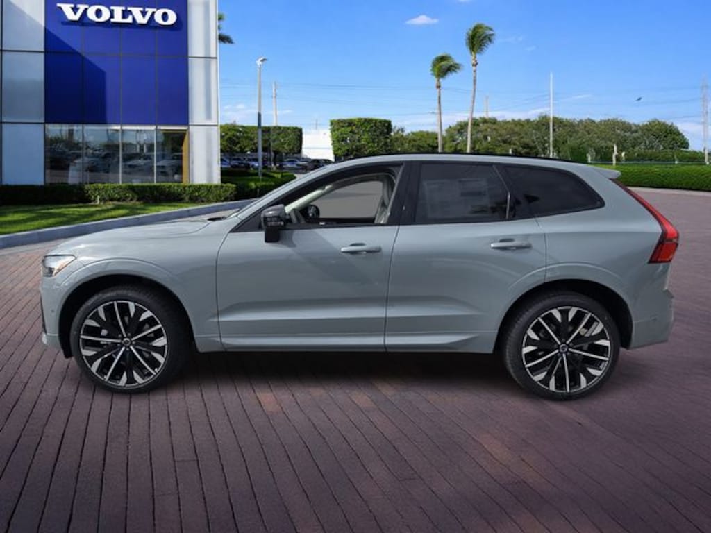 New 2026 Volvo XC60 B5 Ultra SUV
