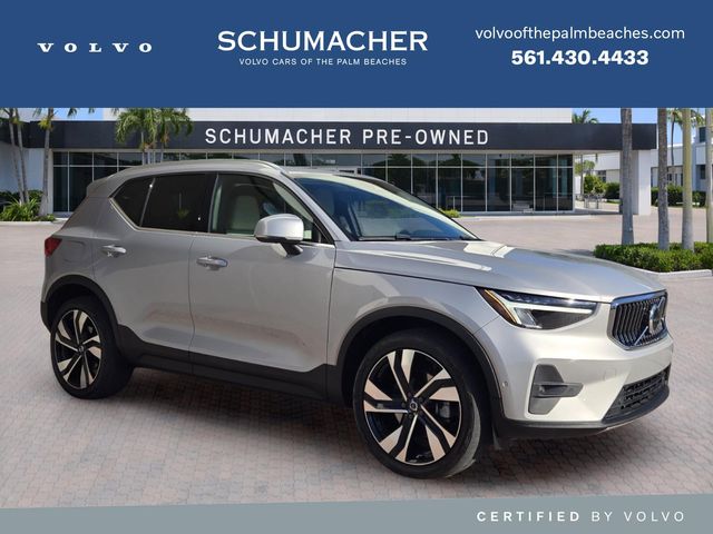 2023 Volvo XC40 B5 Plus Bright AWD's photo