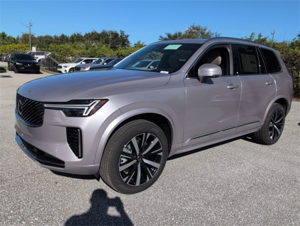 New 2026 Volvo XC90 B5 Core SUV