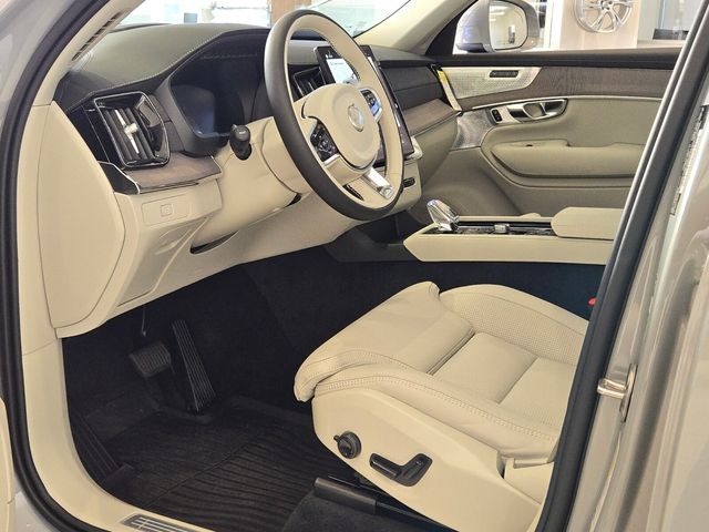 2026 Volvo XC90 Ultra - Photo 15