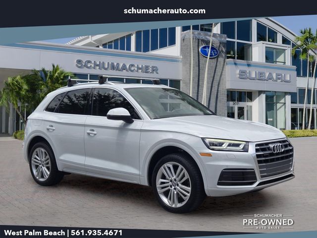 2019 Audi Q5 2.0T quattro S tronic Premium Plus's photo