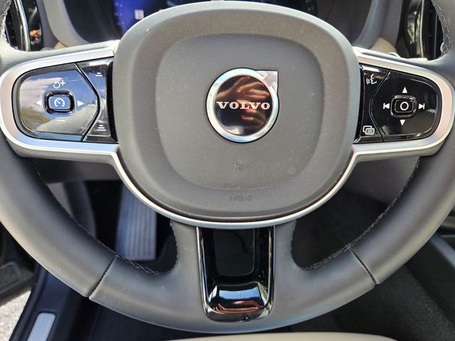 2026 Volvo XC60 Plus - Photo 26