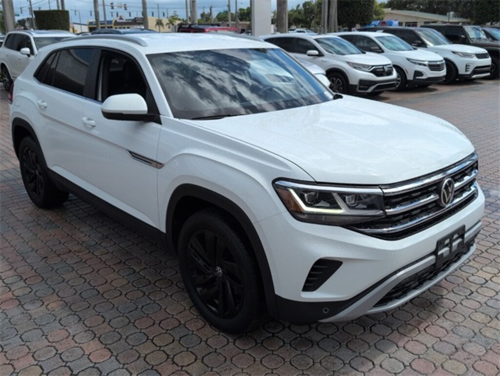 Used 2022 Volkswagen Atlas Cross Sport 2.0T SE w/Technology SUV