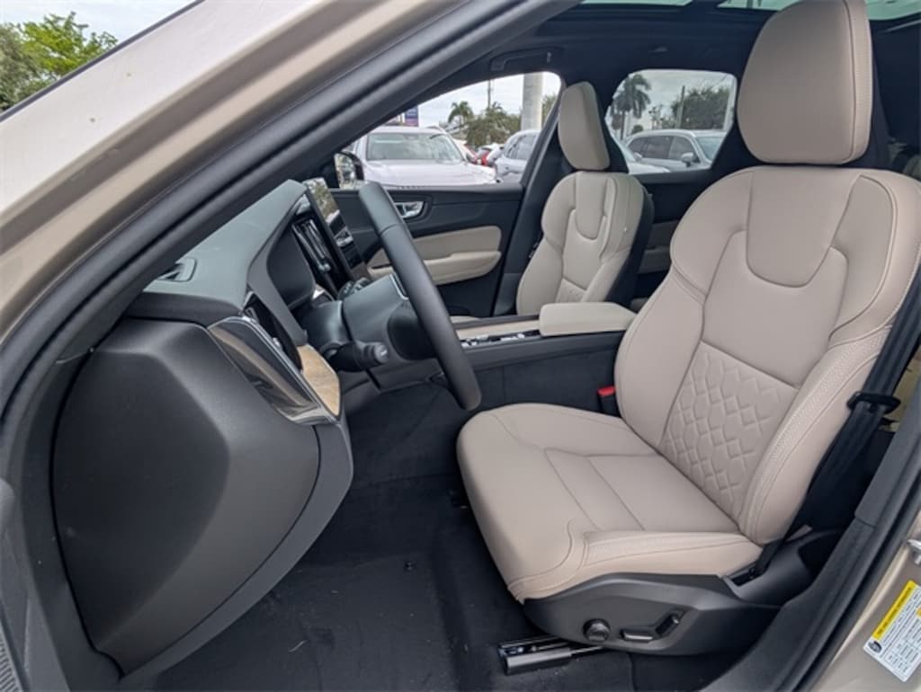 New 2026 Volvo XC60 B5 Plus SUV