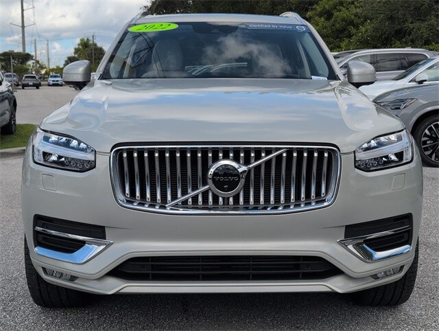 2022 Volvo XC90 Inscription photo 2