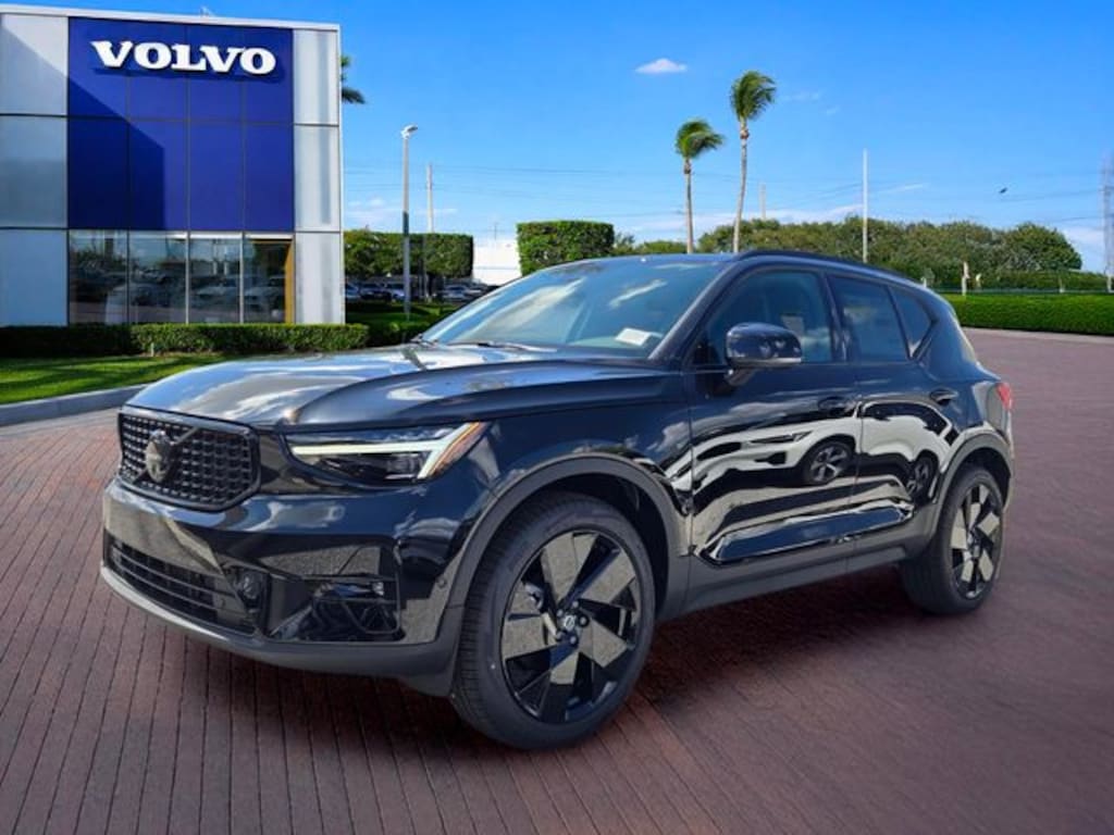 New 2026 Volvo XC40 B5 Ultra Black Edition SUV
