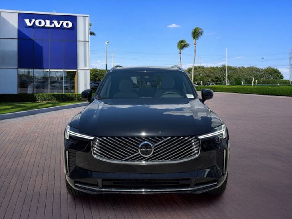 New 2026 Volvo XC90 B6 Plus 7-Seater SUV