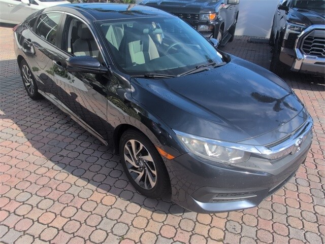 2017 Honda Civic EX photo 2