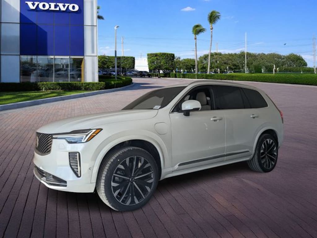 New 2026 Volvo XC90 plug-in hybrid T8 Plus 7-Seater SUV