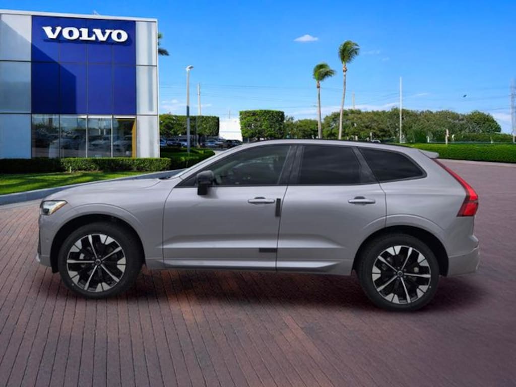 New 2026 Volvo XC60 B5 Plus SUV
