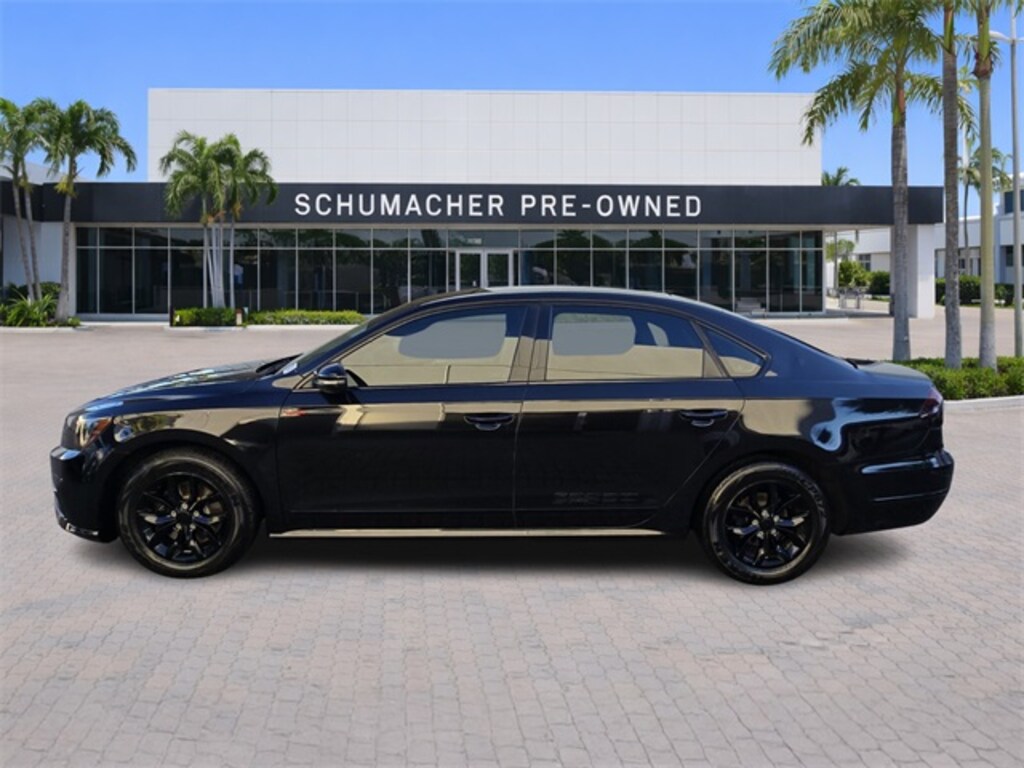 Used 2017 Volkswagen Passat 1.8T S Sedan