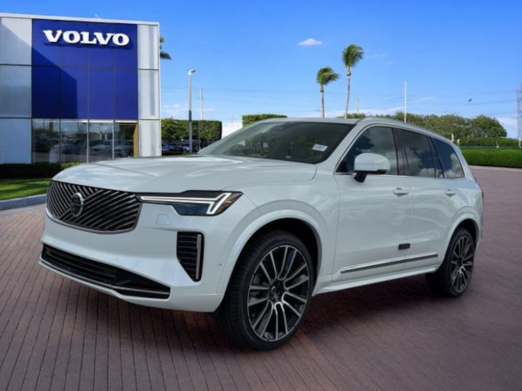 New 2026 Volvo XC90 B6 Plus 7-Seater SUV