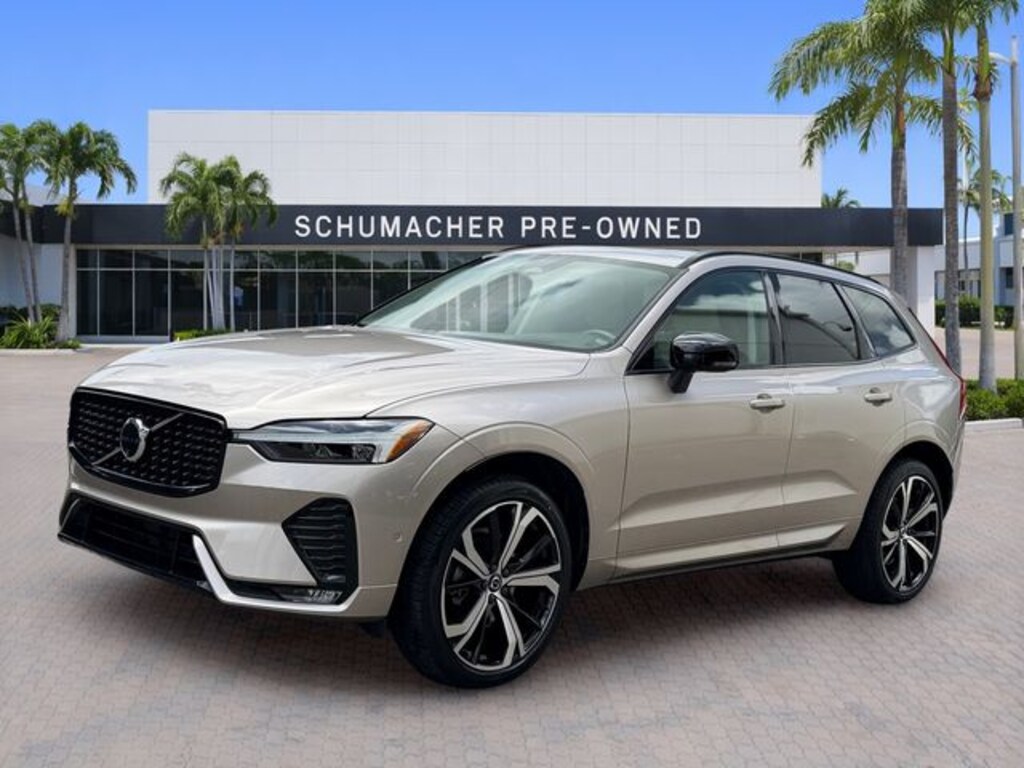 Certified 2024 Volvo XC60 B5 Ultimate Dark Theme SUV
