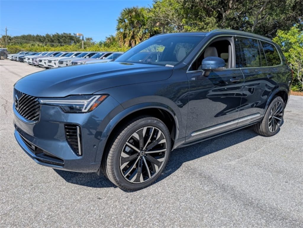 New 2026 Volvo XC90 B6 Plus 7-Seater SUV