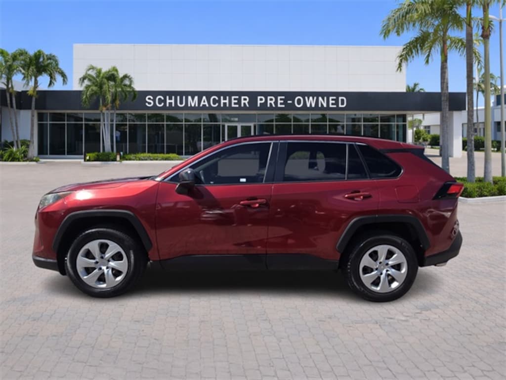Used 2019 Toyota RAV4 LE SUV