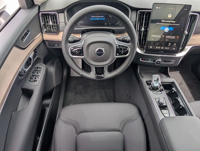 2026 Volvo XC90 Core - Photo 8