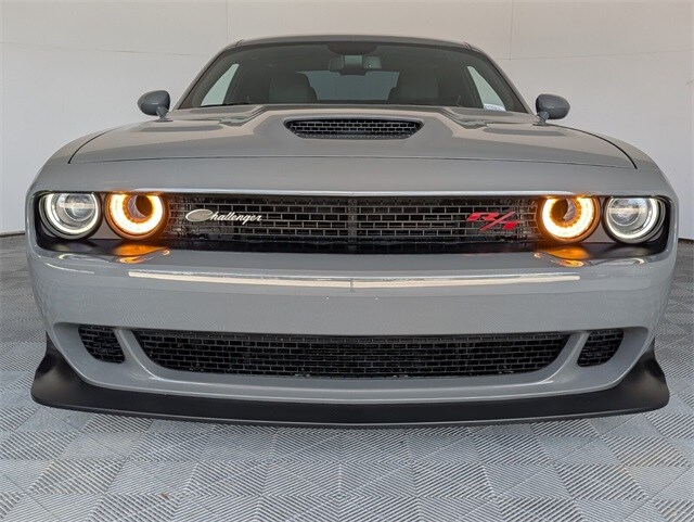 2023 Dodge Challenger R/T Scat Pack Widebody photo 2