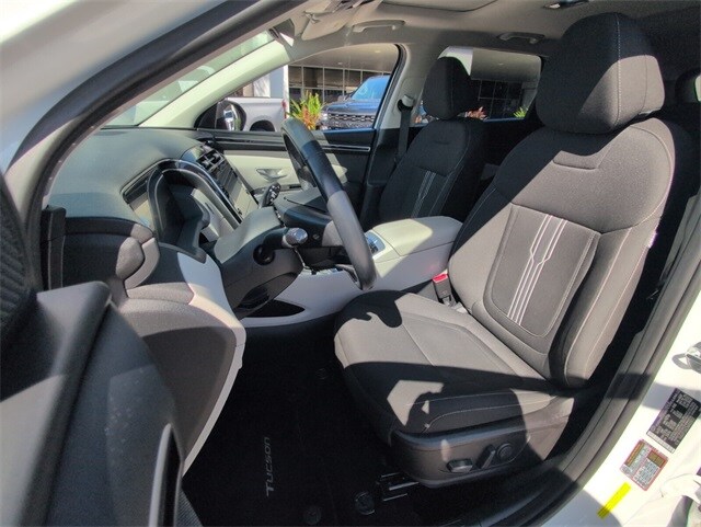 2022 Hyundai Tucson SEL Convenience photo 4