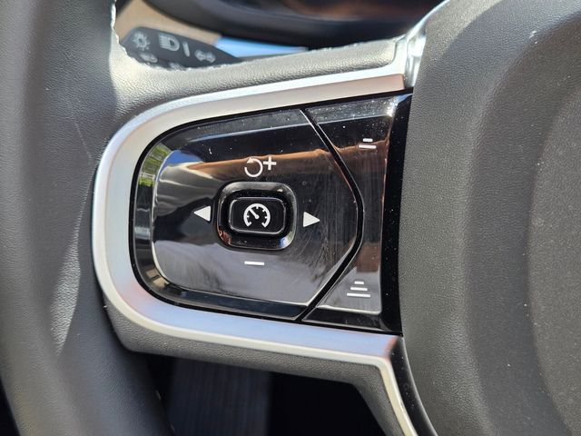 2026 Volvo XC60 Plus - Photo 25