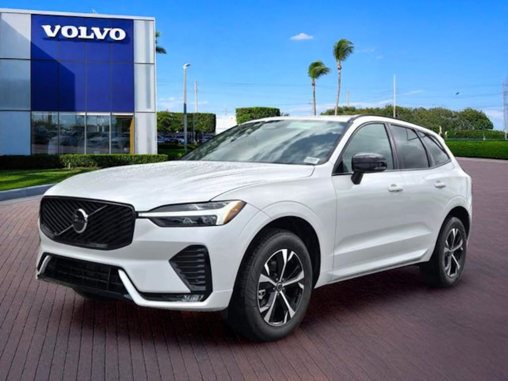 New 2026 Volvo XC60 B5 Core SUV