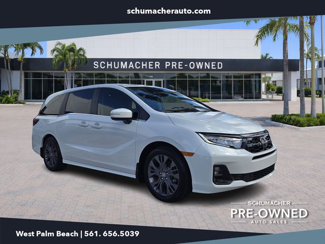 2025 Honda Odyssey Touring's photo