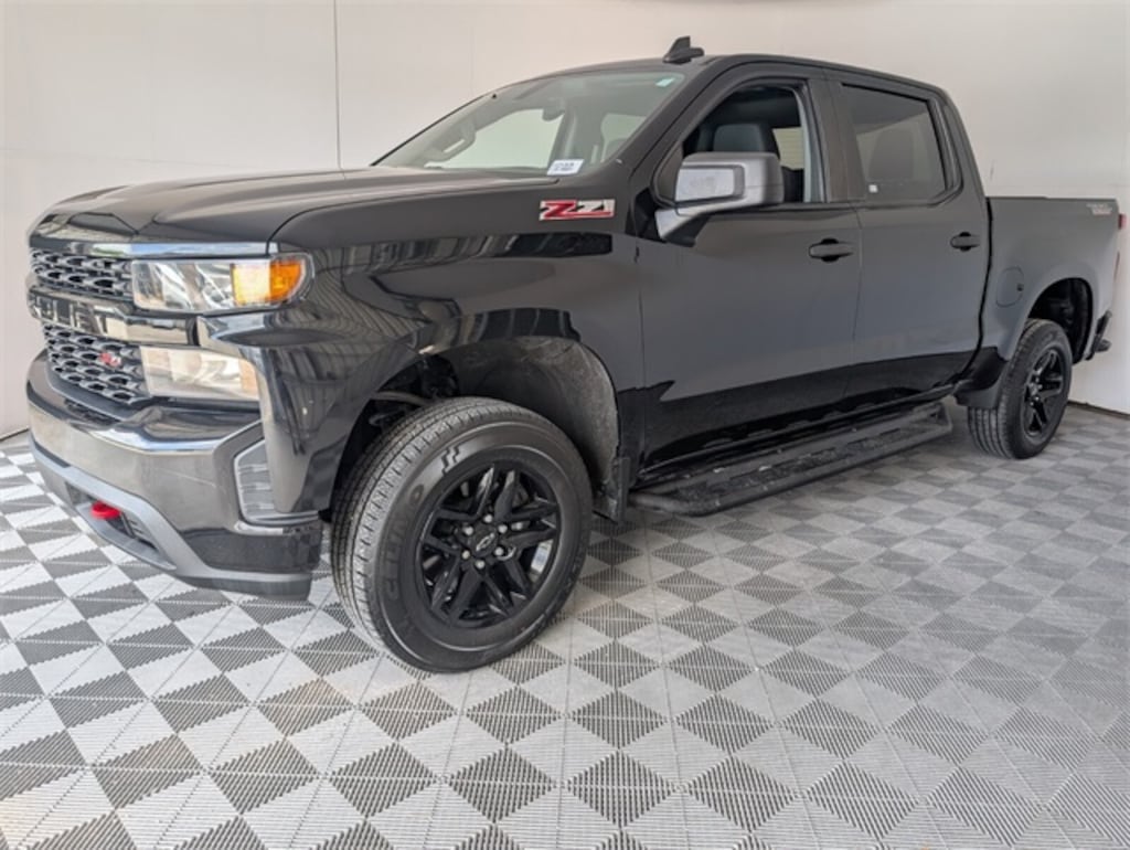 Used 2020 Chevrolet Silverado 1500 Custom Trail Boss Truck Crew Cab