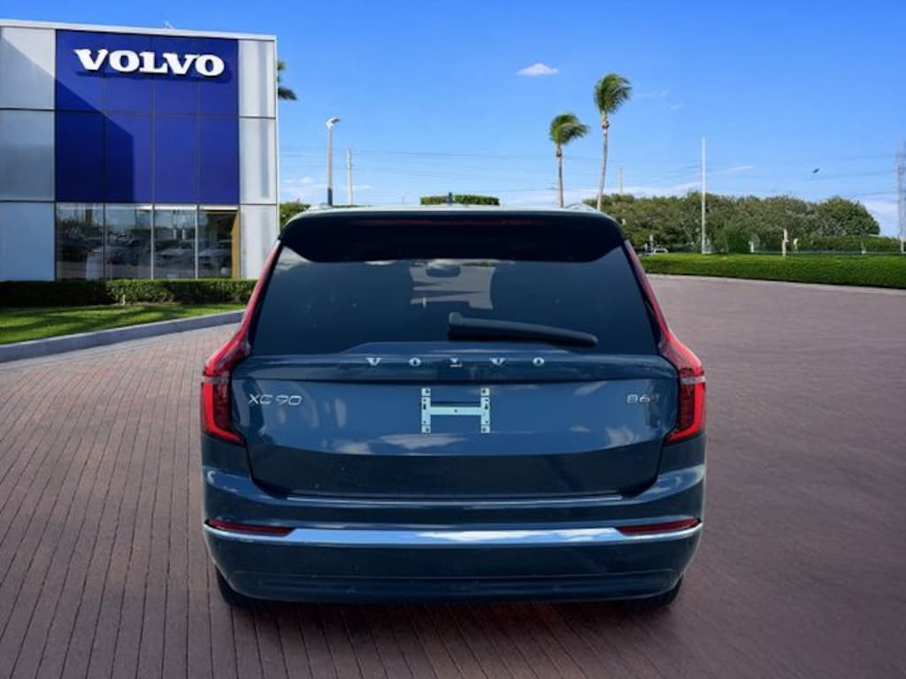 New 2026 Volvo XC90 B6 Plus 7-Seater SUV