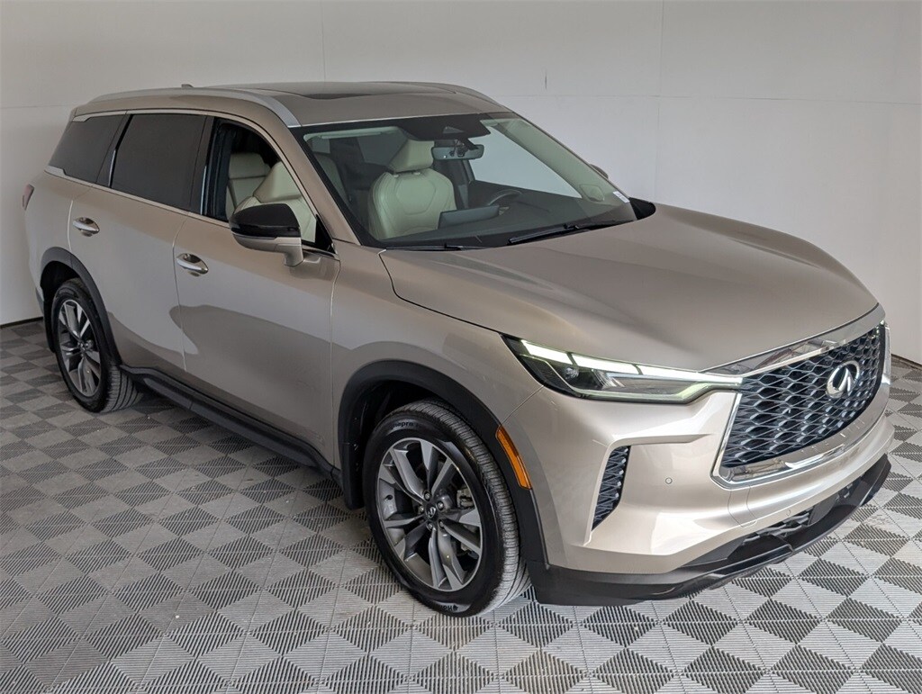 2025 Infiniti QX60 Luxe photo 2