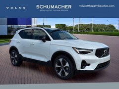 2026 Volvo XC40 B5 Plus AWD SUV