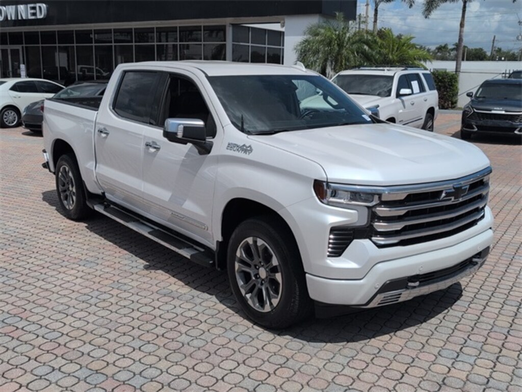 Used 2024 Chevrolet Silverado 1500 High Country Truck Crew Cab