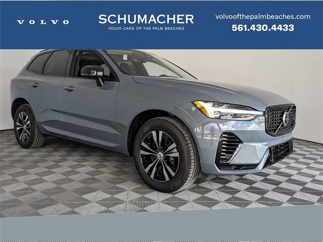 2024 Volvo XC60 plug-in hybrid T8 Core Dark