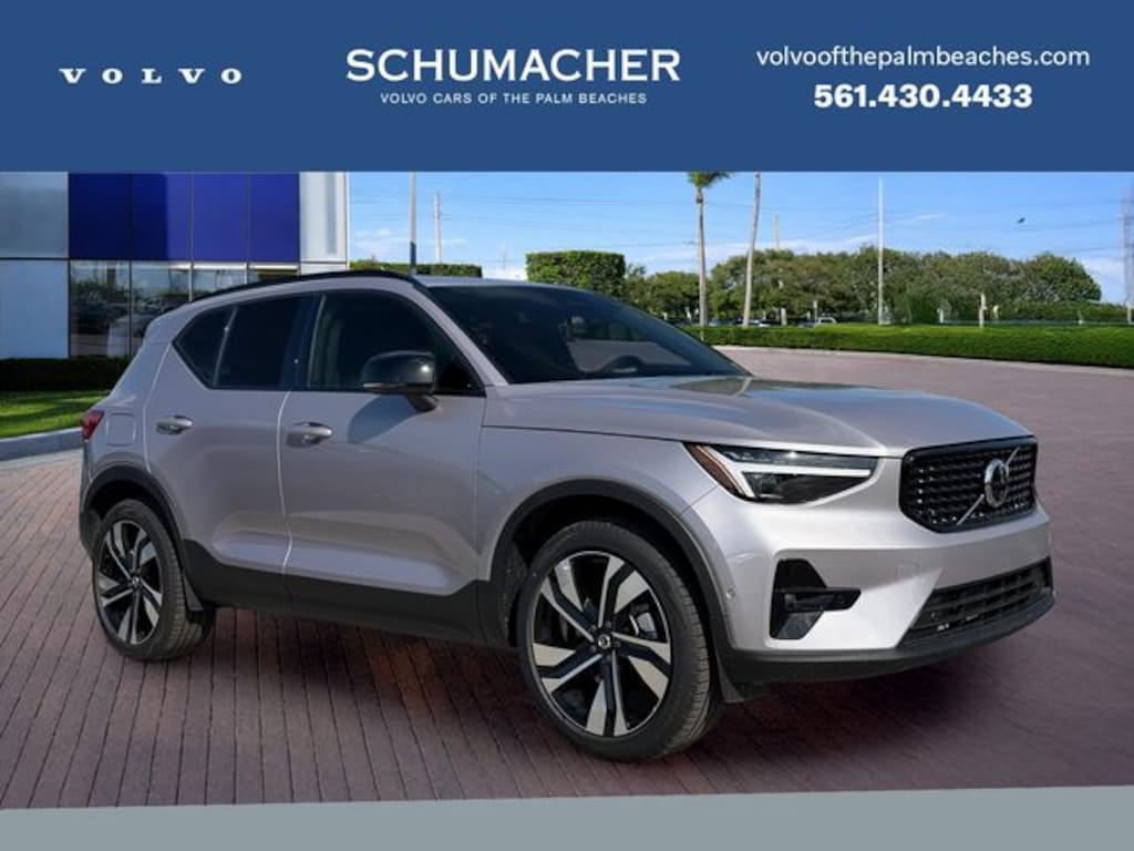 New 2026 Volvo XC40 B5 Ultra SUV