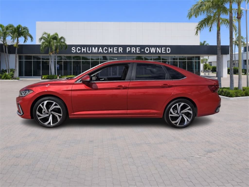 Used 2025 Volkswagen Jetta 1.5T SEL Sedan