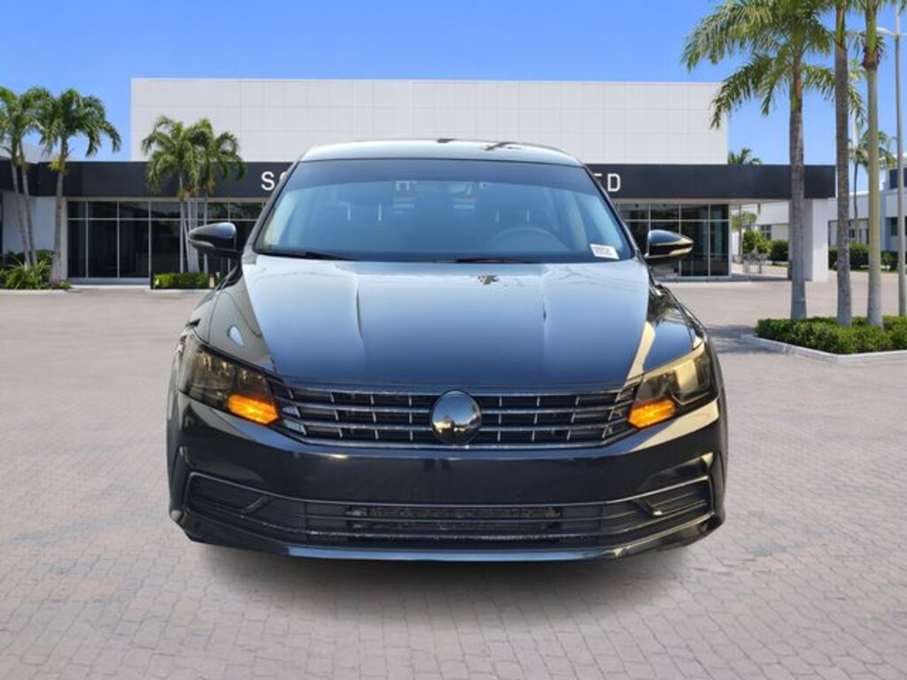Used 2017 Volkswagen Passat 1.8T S Sedan