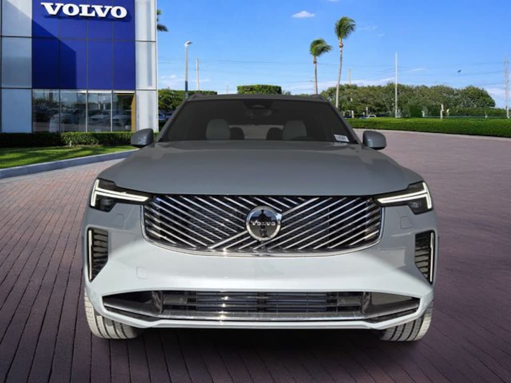 New 2026 Volvo XC90 plug-in hybrid T8 Plus 7-Seater SUV