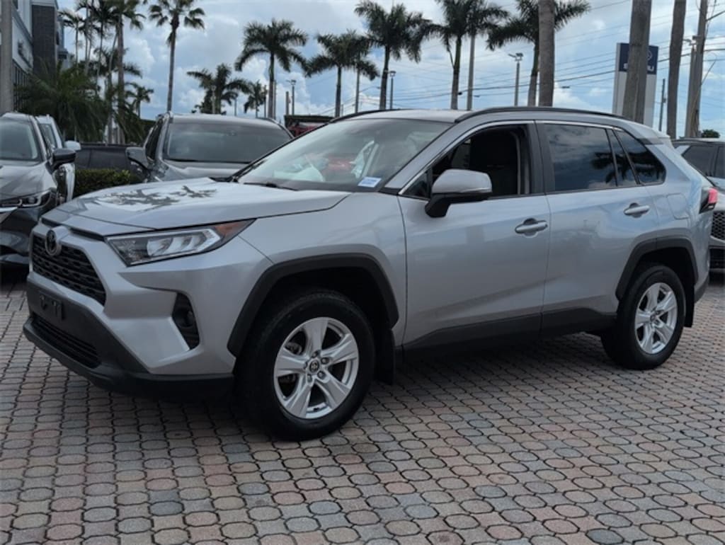 Used 2021 Toyota RAV4 XLE SUV