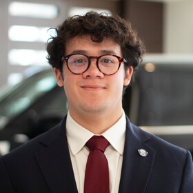 Staff member Darsham Gonzalez from 40ed190a06d7